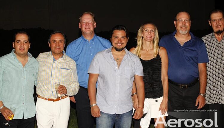 AerosolLaRevista-convencionIMAAC1974