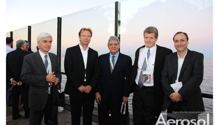 CongresoAerosol2014-Coctel-0385