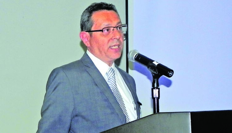 Héctor Gómez, Presidente del IMAAC, dio la bienvenida a los asistentes